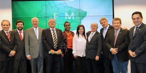 Frente_Municipios_destaque