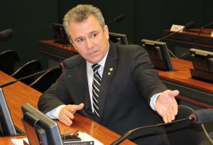 Deputado Prof. Sergio Oliveira