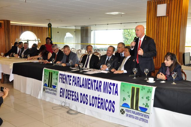 frente-lotericos-herculano-passos