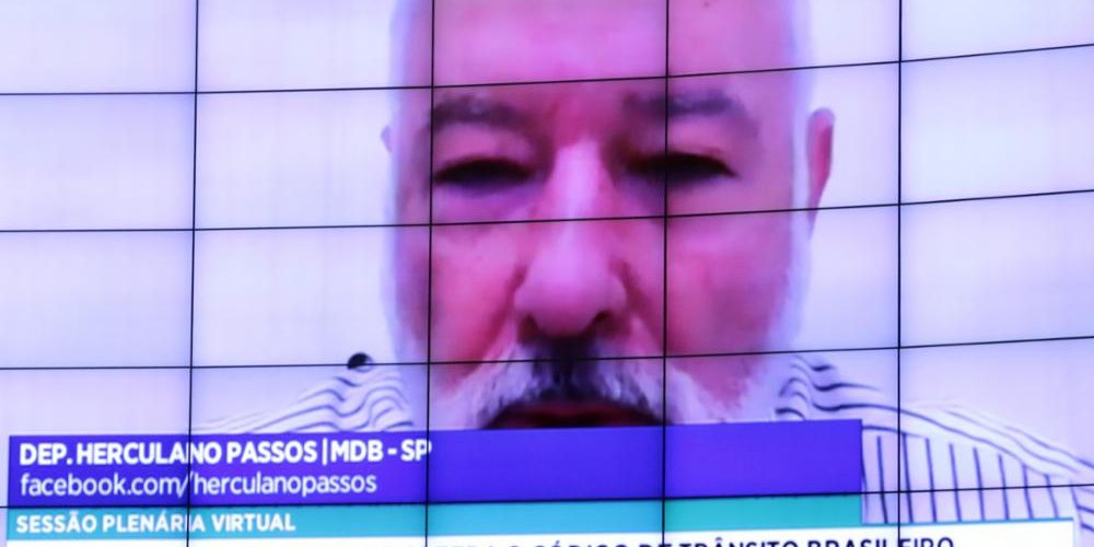 Congresso derruba veto e médicos e psicólogos especialistas permanecem na realização dos exames para obtenção da CNH 1